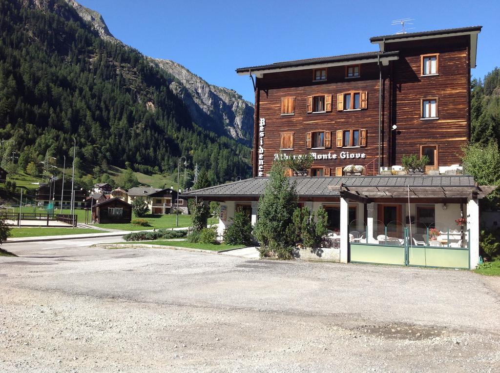 B&B Monte Giove Formazza Eksteriør billede